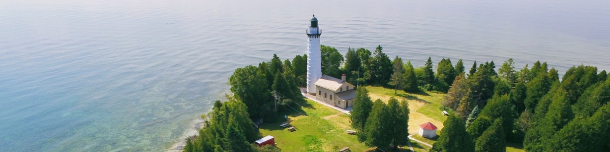 great lakes lighthouse